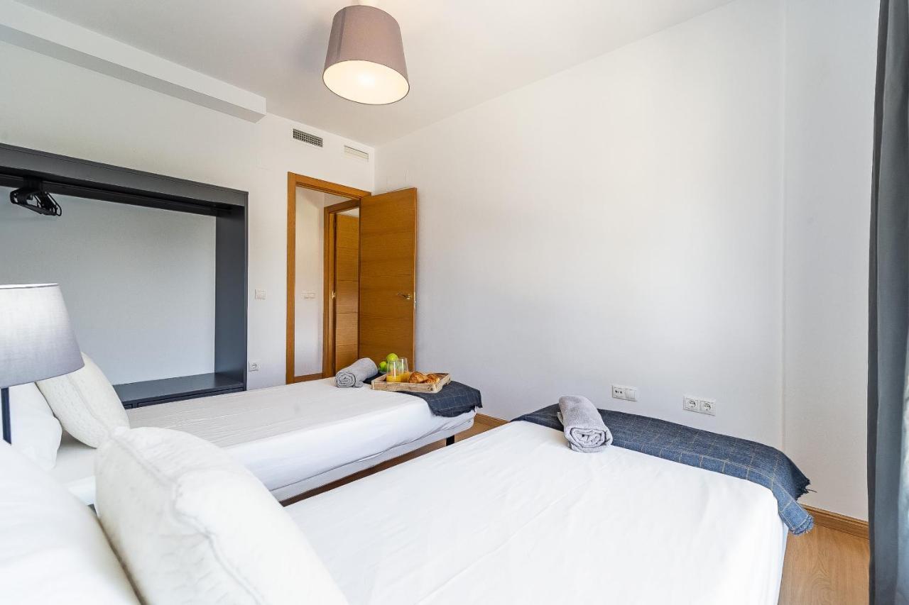 Modern Beach Apartment Valparaiso With Parking Málaga Exteriör bild