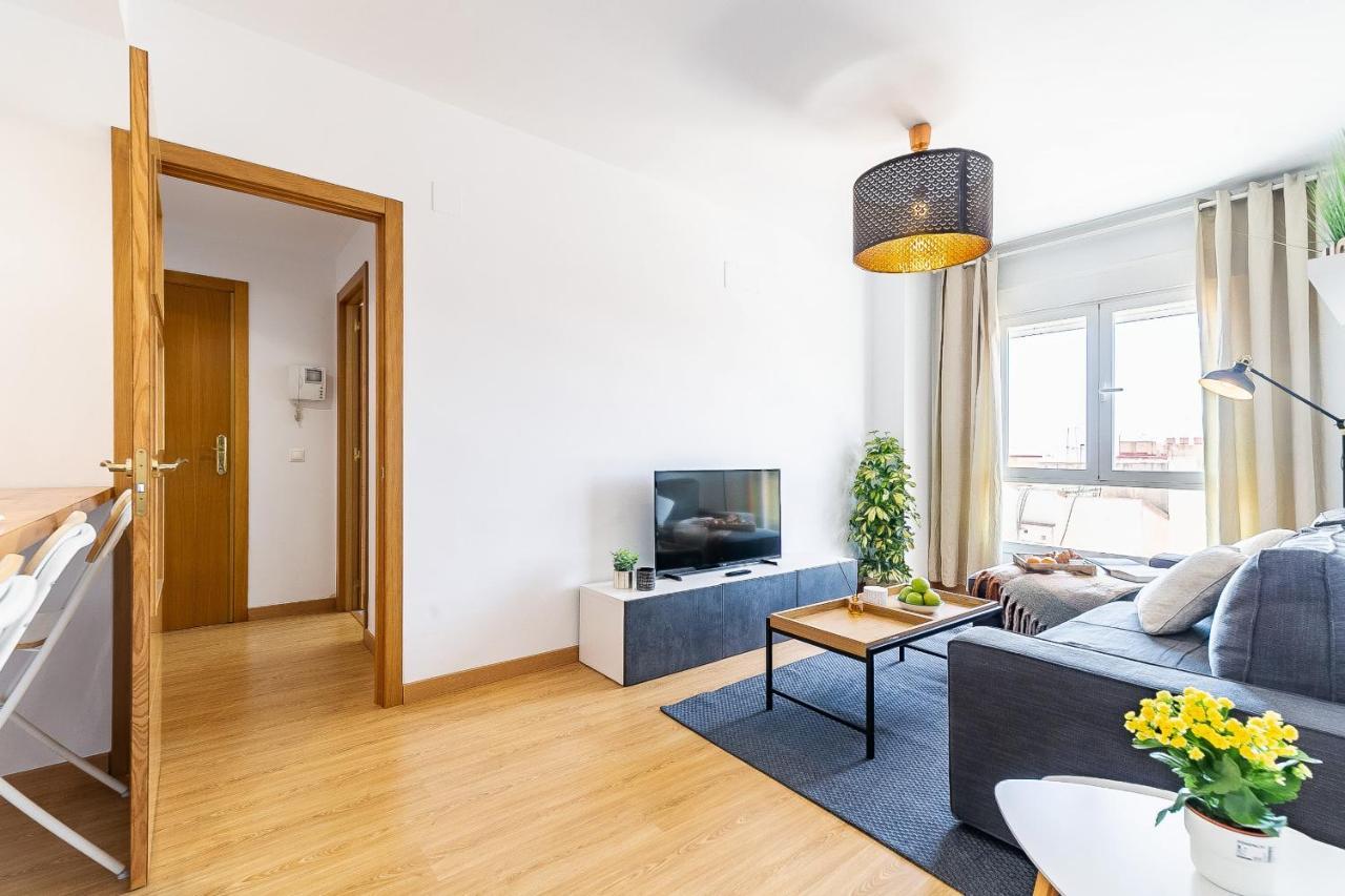 Modern Beach Apartment Valparaiso With Parking Málaga Exteriör bild